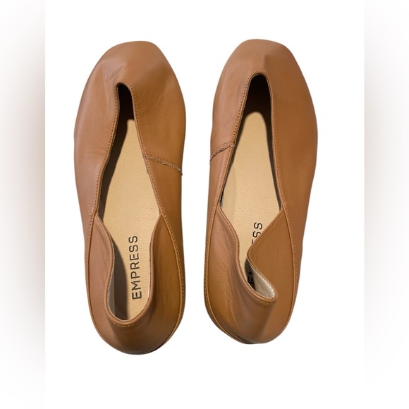 EMPRESS The Comfi Beige Leather Ballet Flat - Picture 4 of 5